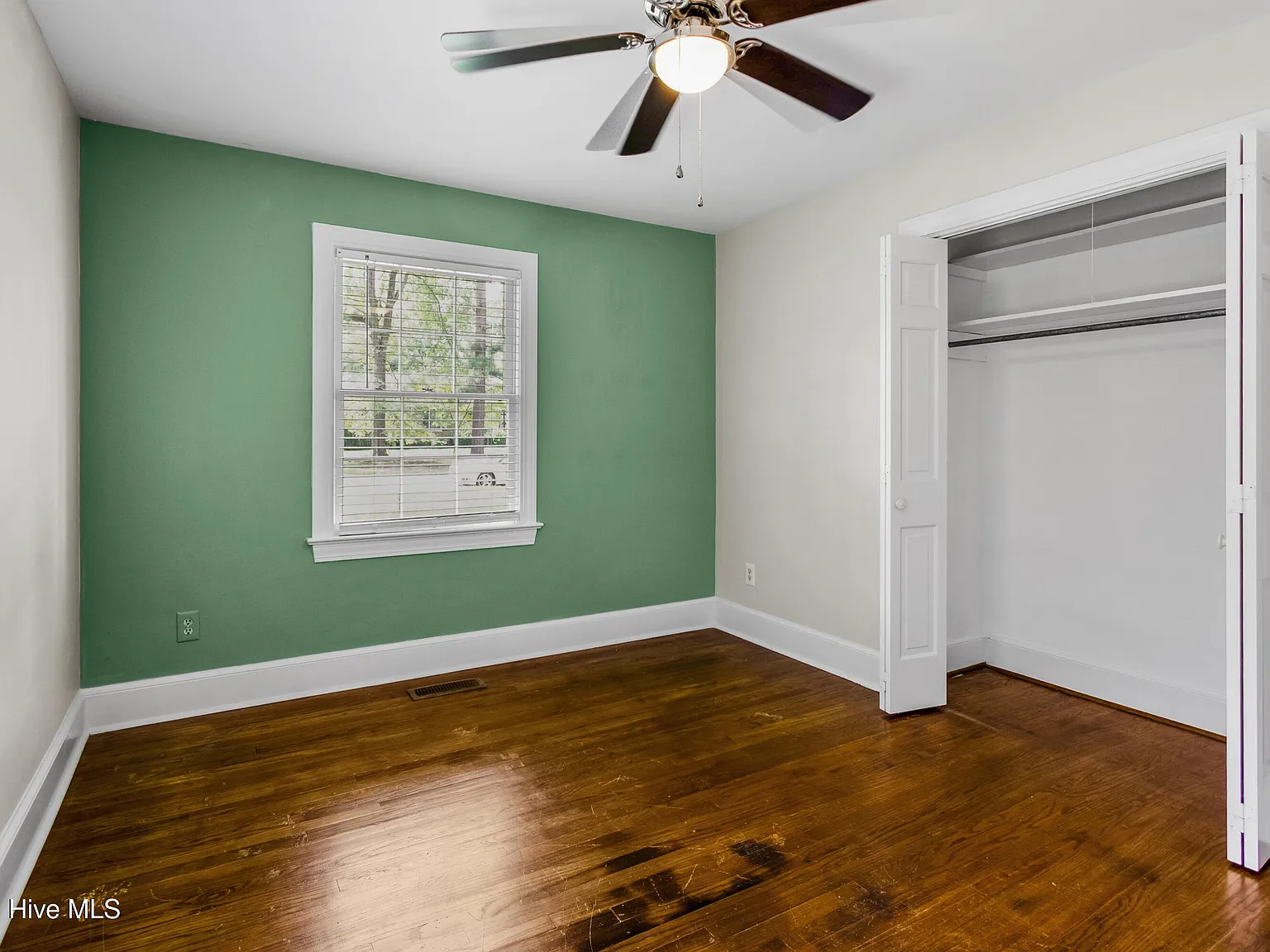 3 bed, 2.0 bath, 1788 sqft, $2,400 — Photo 3