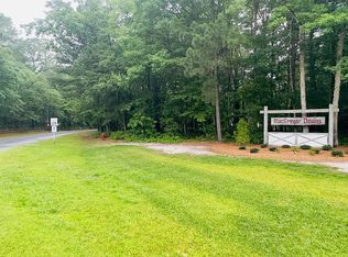 1411 Forest Acres Dr, Greenville, NC 27834