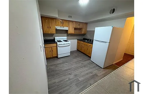 18 Skyline Dr #2 Photo 1