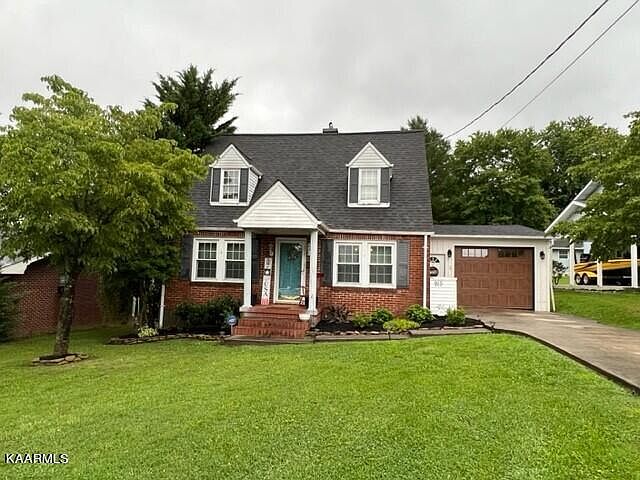 1st image of 915 E Lothbury Ave