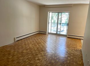 2154 Lilnan Ct #1A, Burlington, ON L7R 1X2