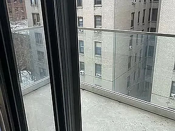 4th image of 4118 43rd St APT 5D