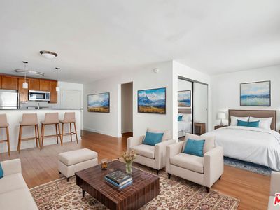 10982 Roebling Ave APT 338, Los Angeles, CA, 90024