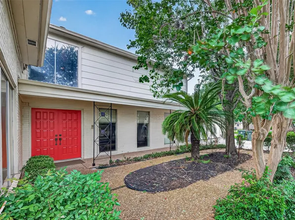 2714 Fairway Dr, Sugar Land, TX 77478