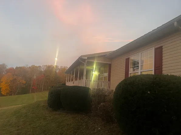 316 Road Bike Dr, Jonesville, VA 24263