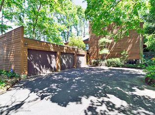 605 Burcham Dr, East Lansing, MI