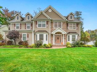 11 Hidden Meadow Dr, Scotch Plains, NJ 07076