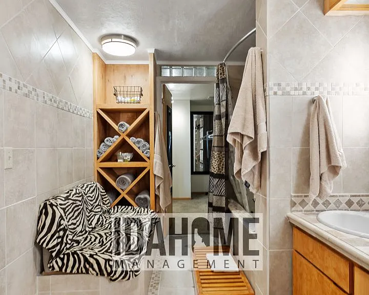 1045 Sagewood Pl — Photo 3
