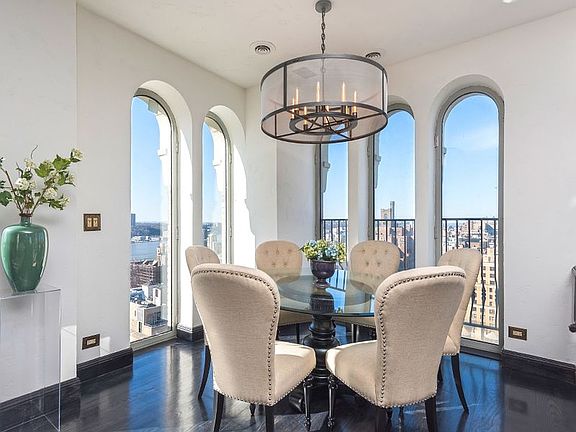 3rd image of 253 W 73rd St #Penthouse
