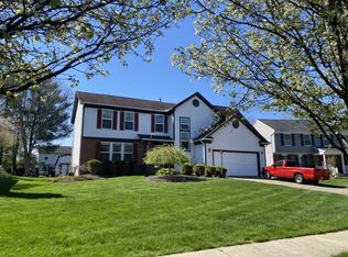 347 Leaning Fence Ct, Pickerington, OH 43147