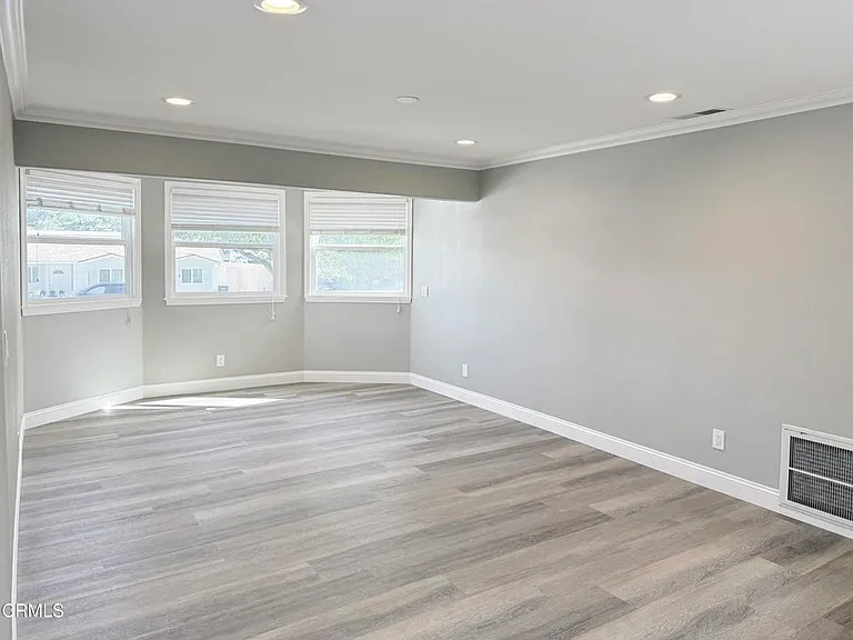 838 Calle Margarita — Photo 20