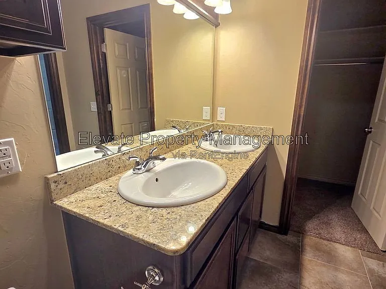 2200 Kintyre Rd — Photo 17