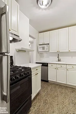 Rented by Brown Harris Stevens | media 8