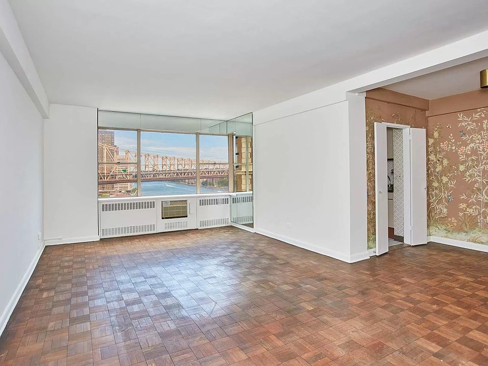 1st image of 25 Sutton Pl #14E