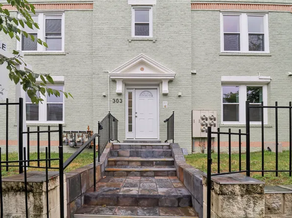 303 Seaton Pl NE APT 4, Washington, DC 20002