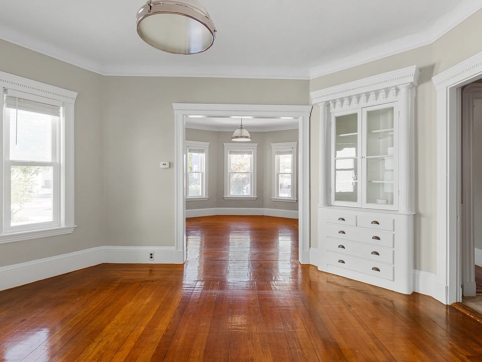 2 bed, 1174 sqft, $3,050 — Photo 3
