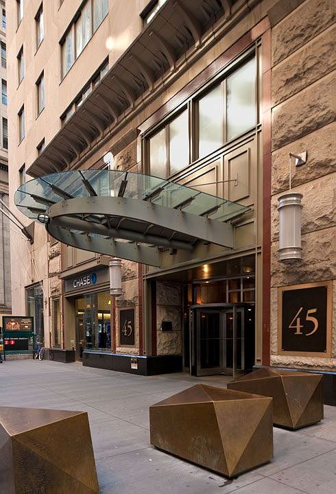 1st image of 45 Wall St APT 511