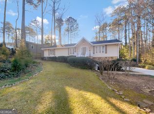 6726 Ridge Mill Ln, Sandy Springs, GA 30328
