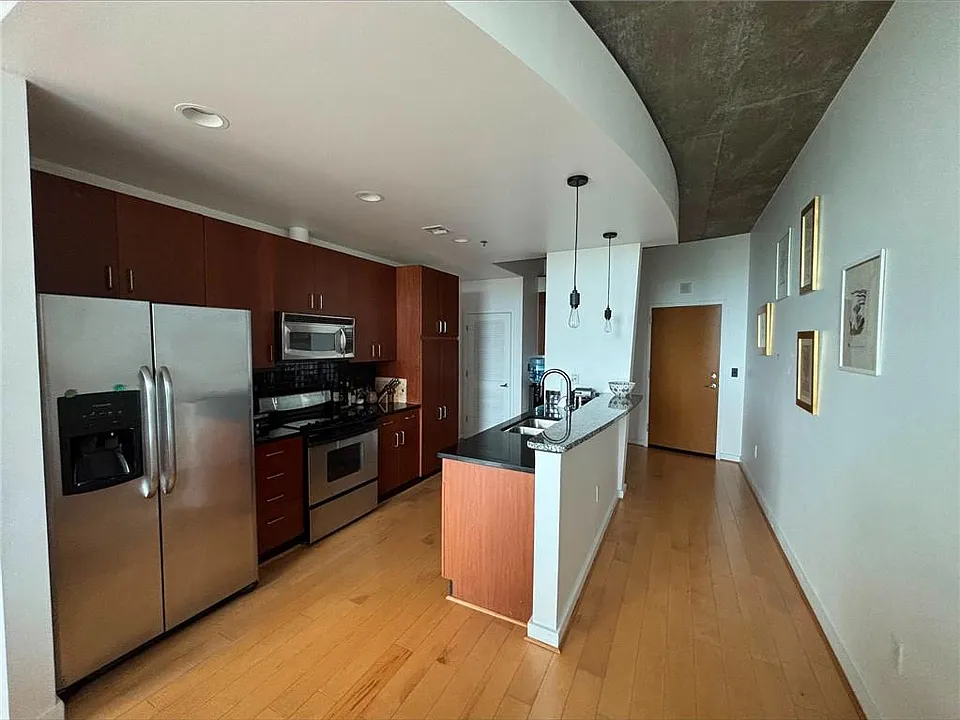 943 Peachtree St NE #1117
