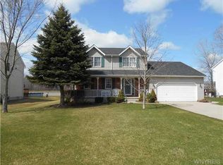 7316 Winbert Dr, North Tonawanda, NY 14120