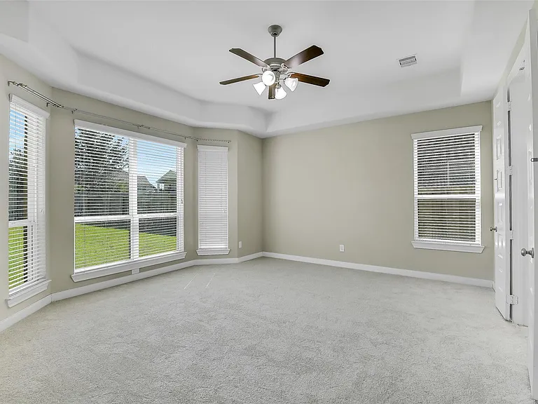 16706 Chestnut Square Dr — Photo 22