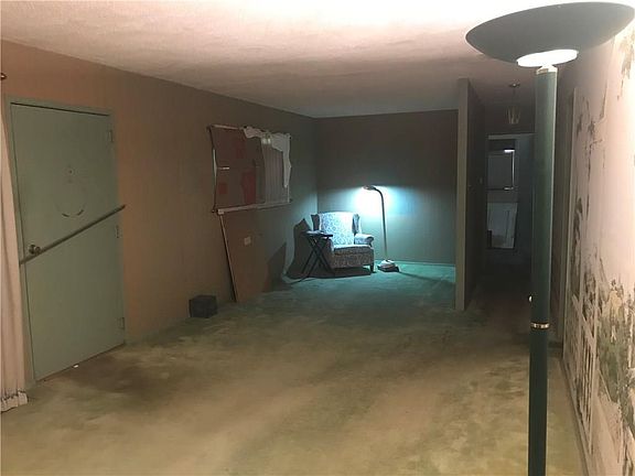 3rd image of 4829 Thrush Dr