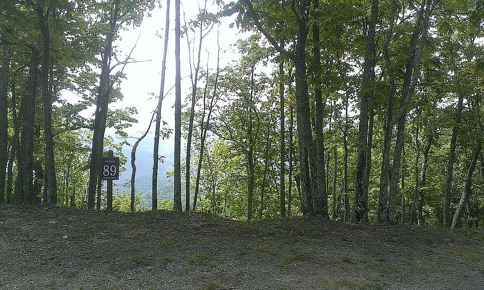 2nd image of East Ridge