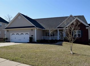 6033 Cornfield Ave, Fayetteville, NC 28314
