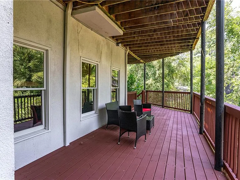 4260 Beverly Ln NE — Photo 26