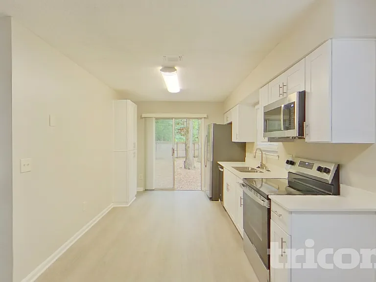 3572 Raymur Villa Dr — Photo 5