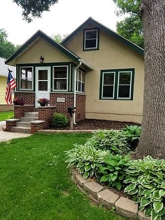2nd image of 5729 1st Ave S