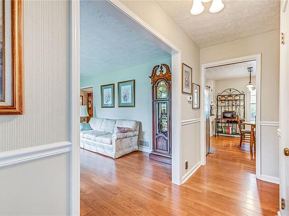 3rd image of 5485 Chanterella Ct
