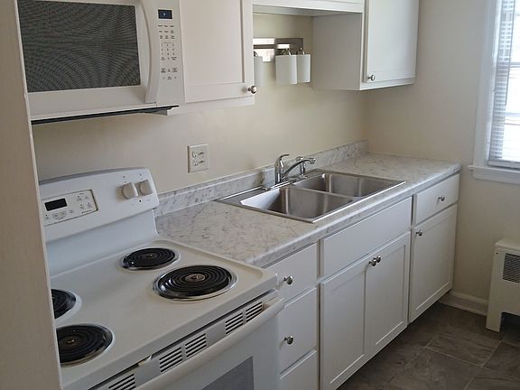 2nd image of 9231 N Wisconsin Ave