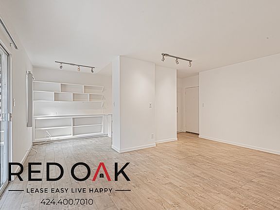 2nd image of 1327 N Laurel Ave APT 5