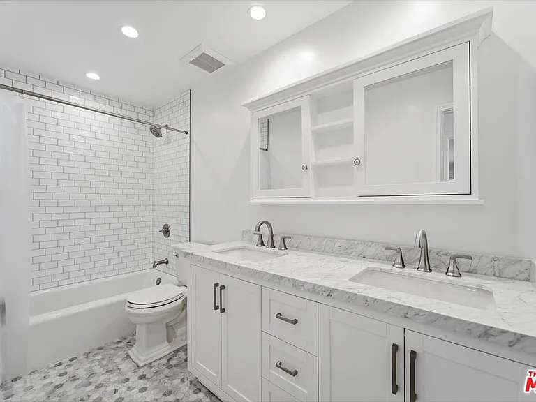 1544 Michael Ln — Photo 30