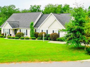 4006 Golfview Dr, Blackshear, GA 31516