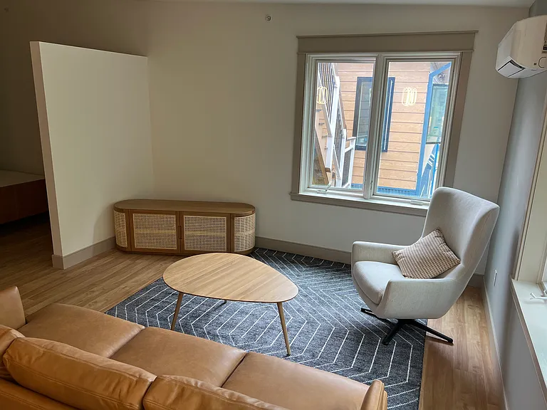 60 Prince St #14 — Photo 1