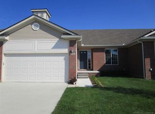 47352 Mariners #PTE, Chesterfield, MI 48051