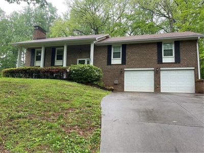 3931 Tonbridge Ln, Winston Salem, NC, 27106