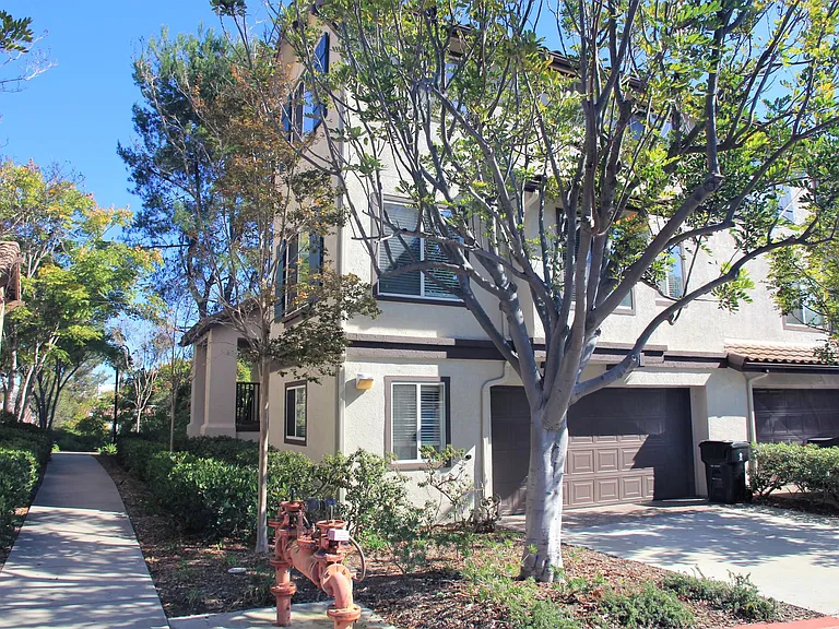10362 Wateridge Cir #326 — Photo 1