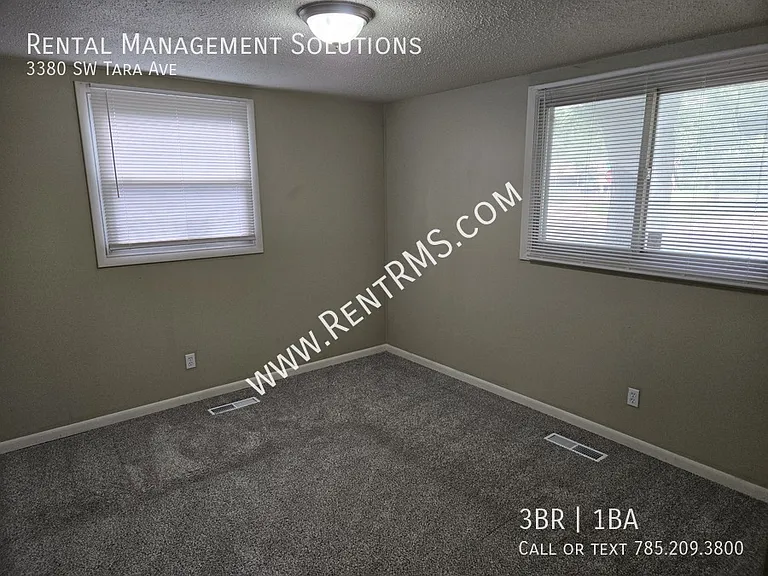 3380 SW Tara Ave — Photo 13
