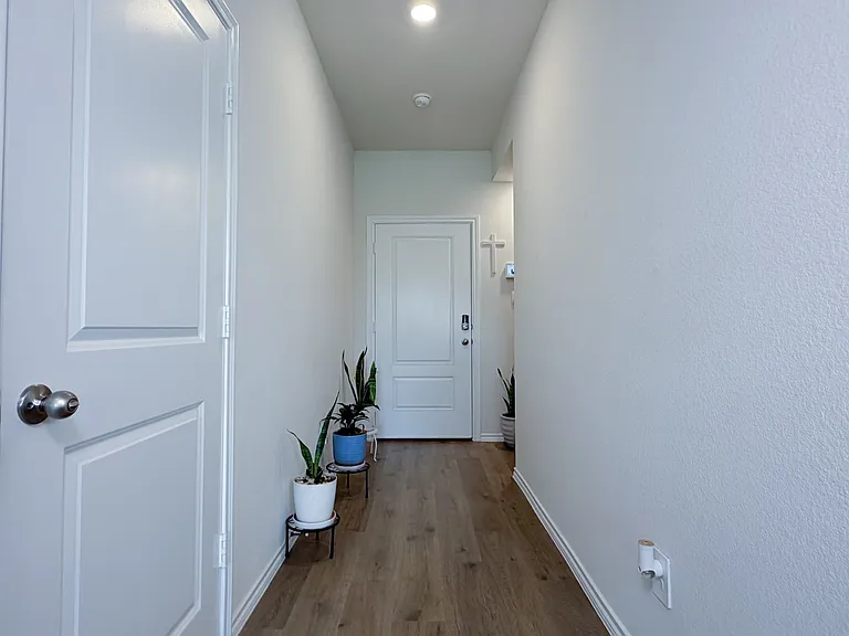702 Sunlight Loop — Photo 10