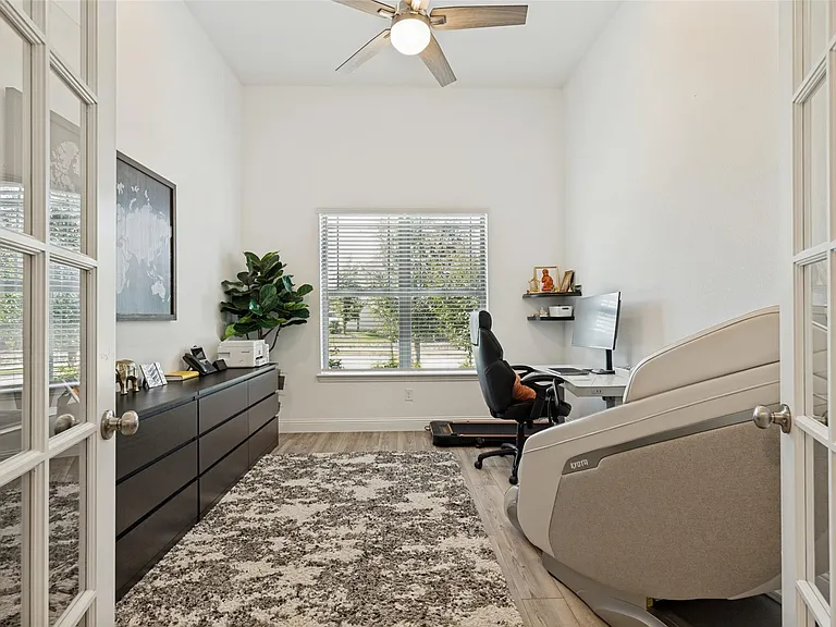 1601 Rain Lily St — Photo 2
