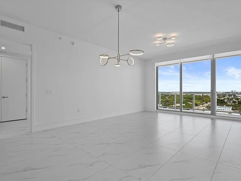 220 Lake Shore Dr #1113 — Photo 9