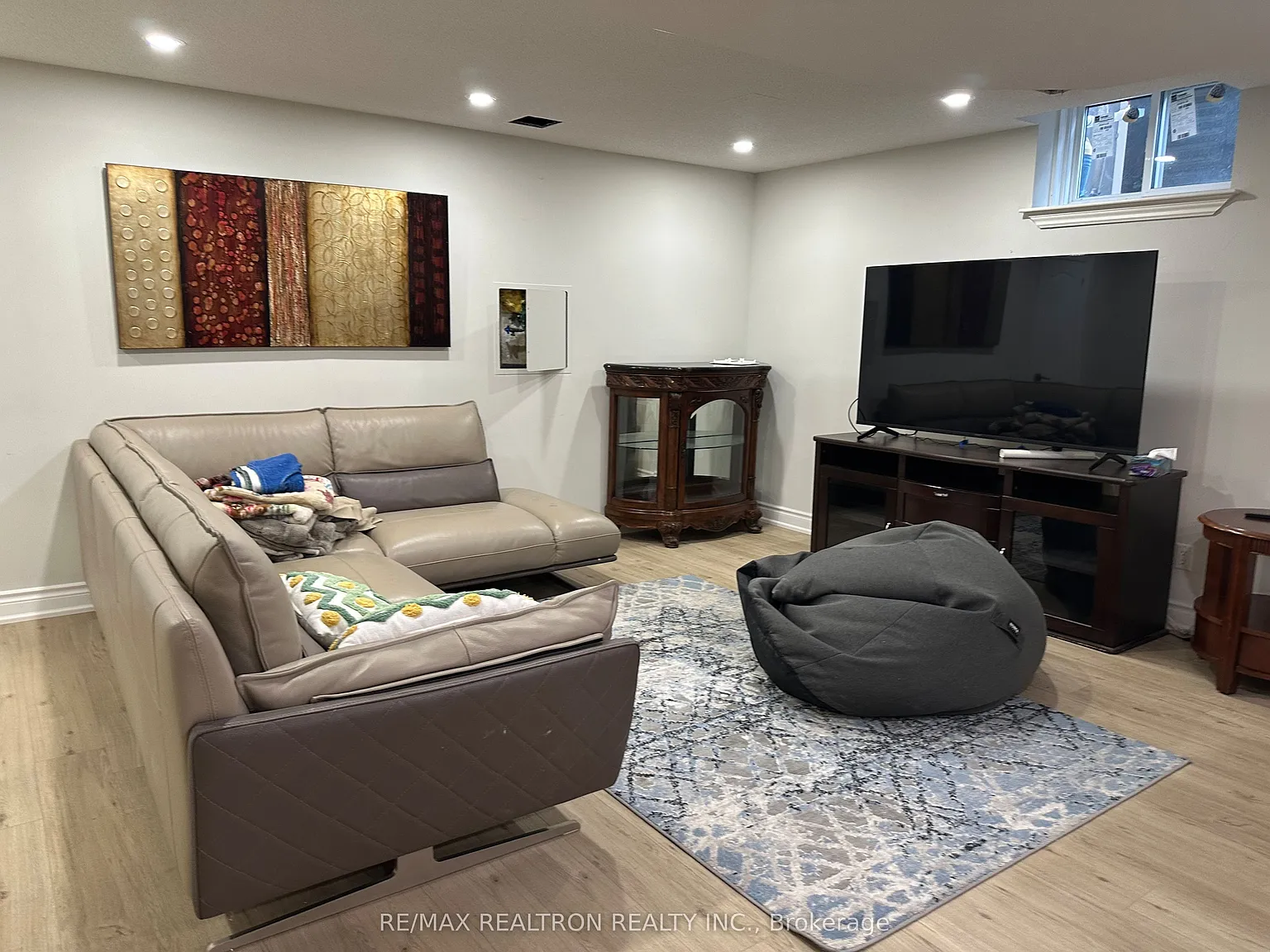 1 bed, $1,300 — Photo 2