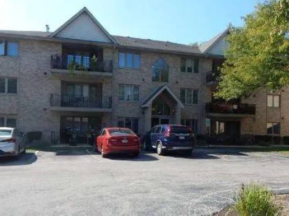 5120 Shadow Creek Dr Unit 4, Oak Forest, IL 60452
