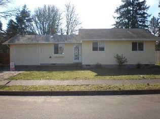 24996 Woodland Ave, Veneta, OR 97487