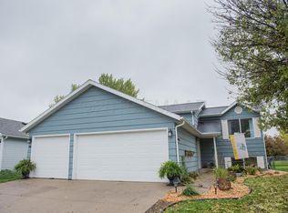1948 55th Ave S, Fargo, ND 58104
