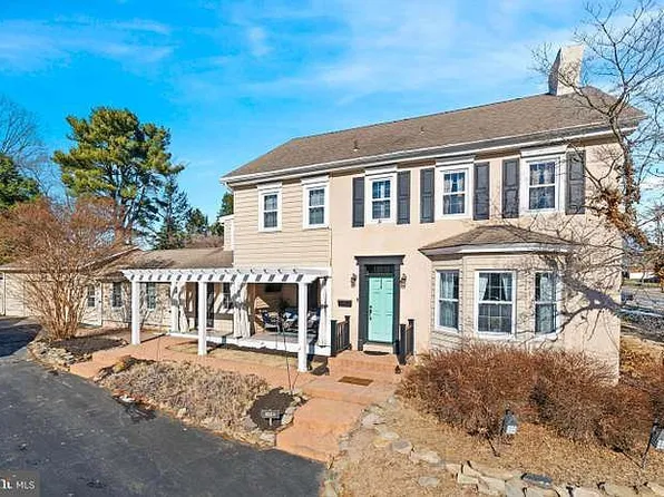 1211 1/2 McKennans Church Rd, Wilmington, DE 19808