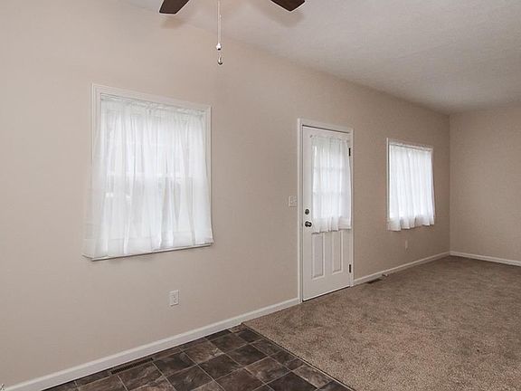 5th image of 237 Oakwood St